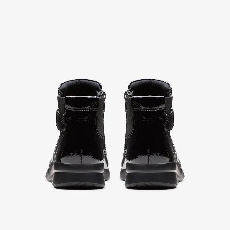 Black Crinkle Patent Clarks Ellowyn Strap | CLKS-85557