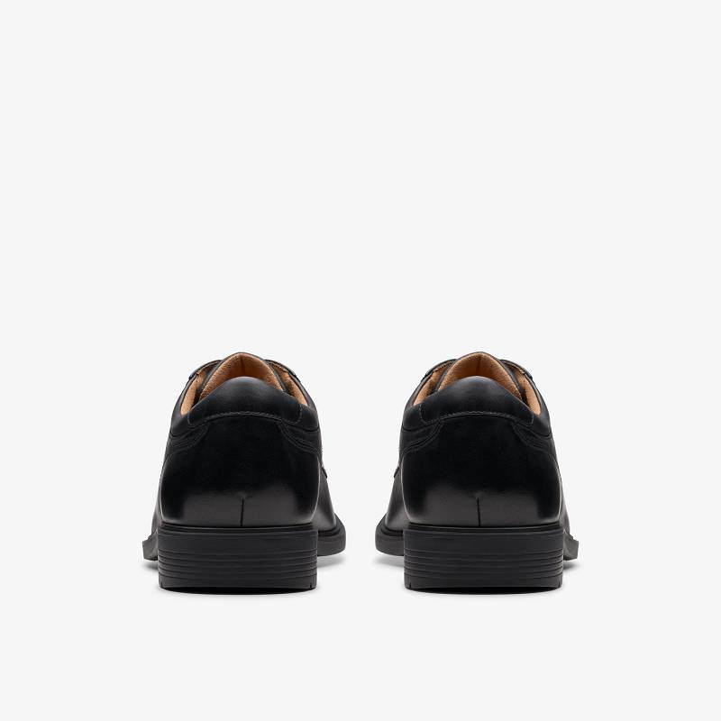 Black Leather Clarks Eldredge Plain | CLKS-84385