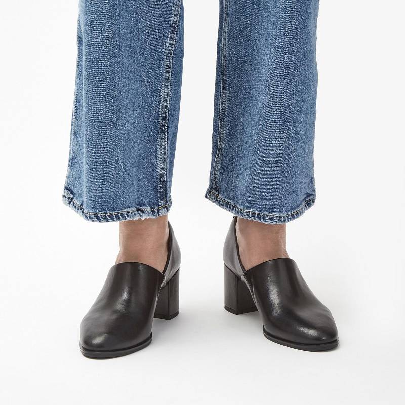 Black Leather Clarks Freva 55 Lily | CLKS-85261