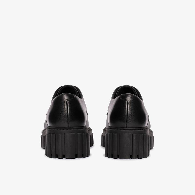 Black Leather Clarks Page Walk | CLKS-85412