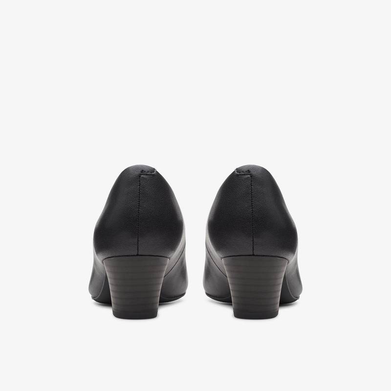 Black Leather Clarks Teresa Step | CLKS-85085