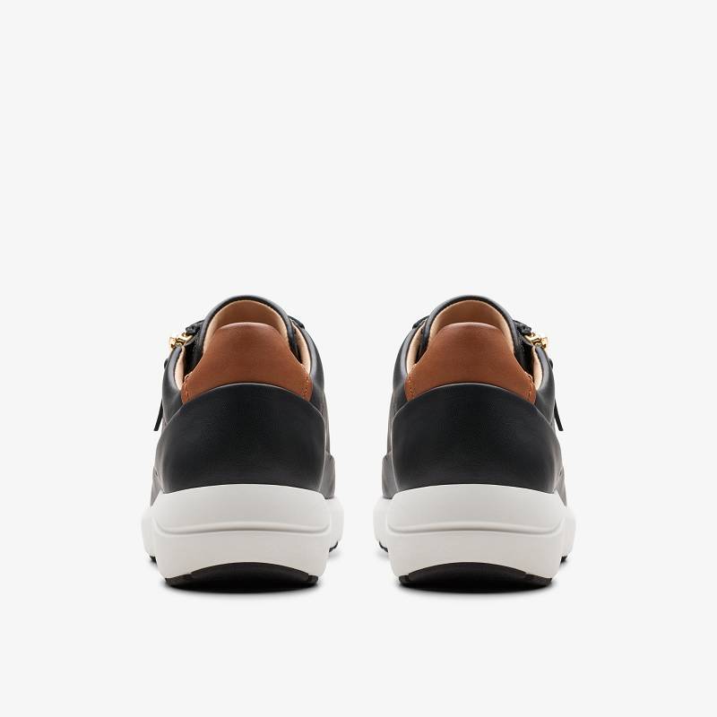 Black Leather Clarks Tivoli Zip | CLKS-85155