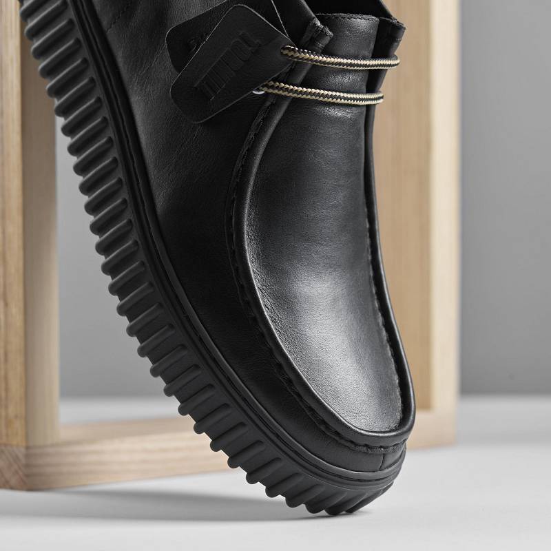 Black Leather Clarks Torhill Hi | CLKS-84625