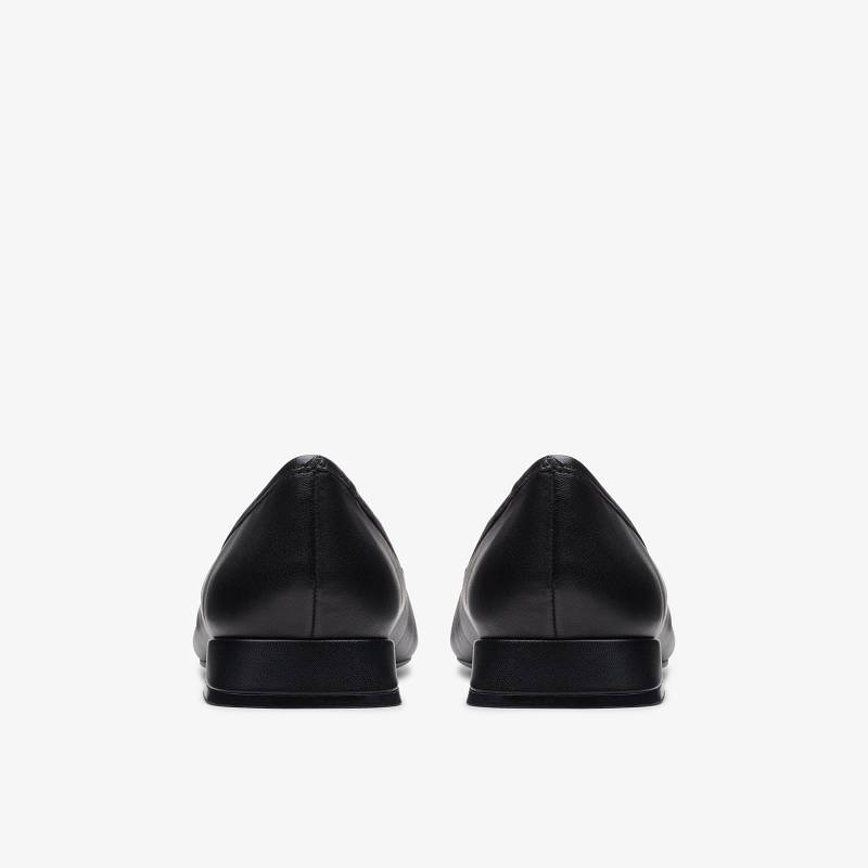 Black Leather Clarks Ubree 15 Step | CLKS-85354