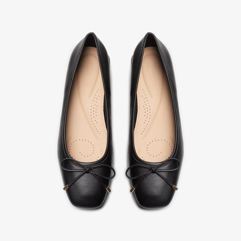 Black Leather Clarks Ubree 15 Step | CLKS-85077