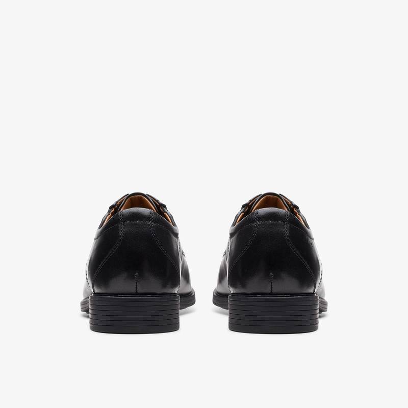 Black Leather Clarks Whiddon Pace | CLKS-84440