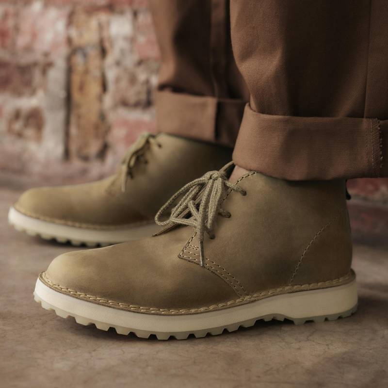 Dark Sand Leather Clarks Solsbury Desert Boot | CLKS-84583