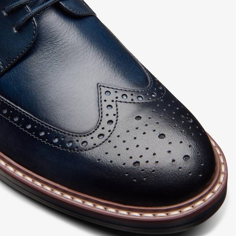Navy Leather Clarks Aldwin Limit | CLKS-84342