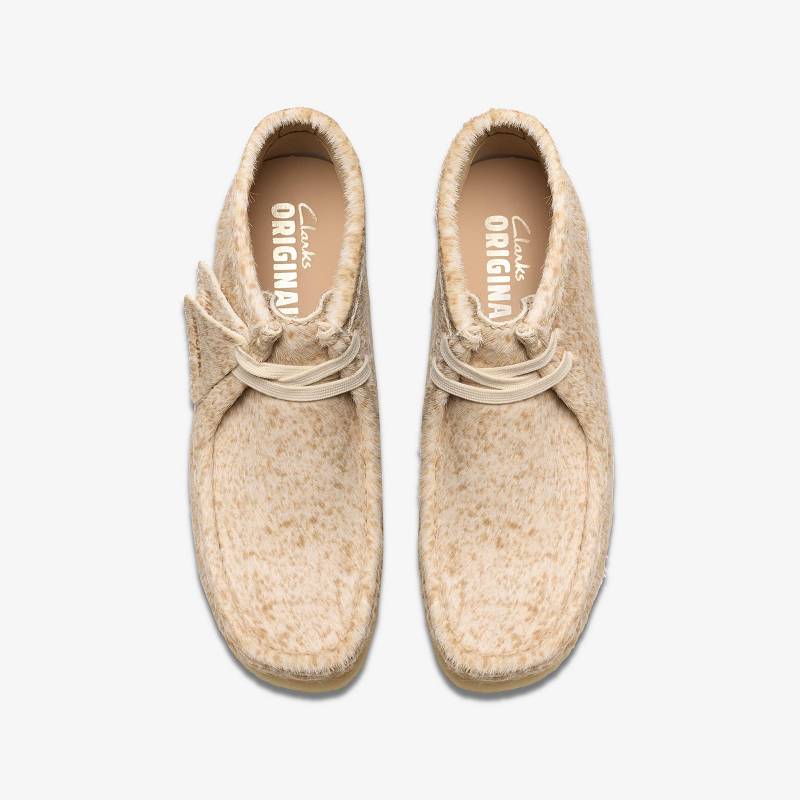 Speckled Hair On Clarks Wallabee Boot | CLKS-85614